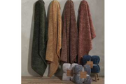 Cosy cloud throw